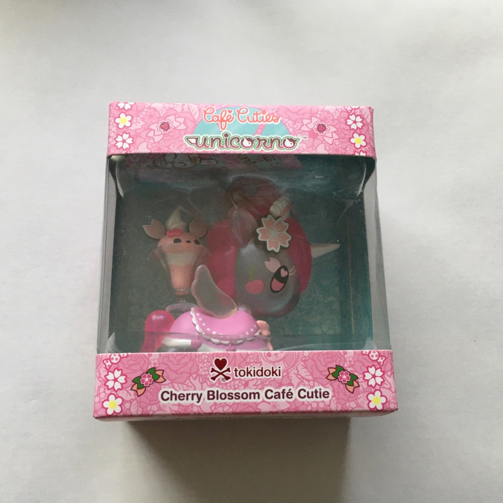 NIB Tokidoki Cafe Cuties Unicorns Cherry Blossom Cafe Cutie